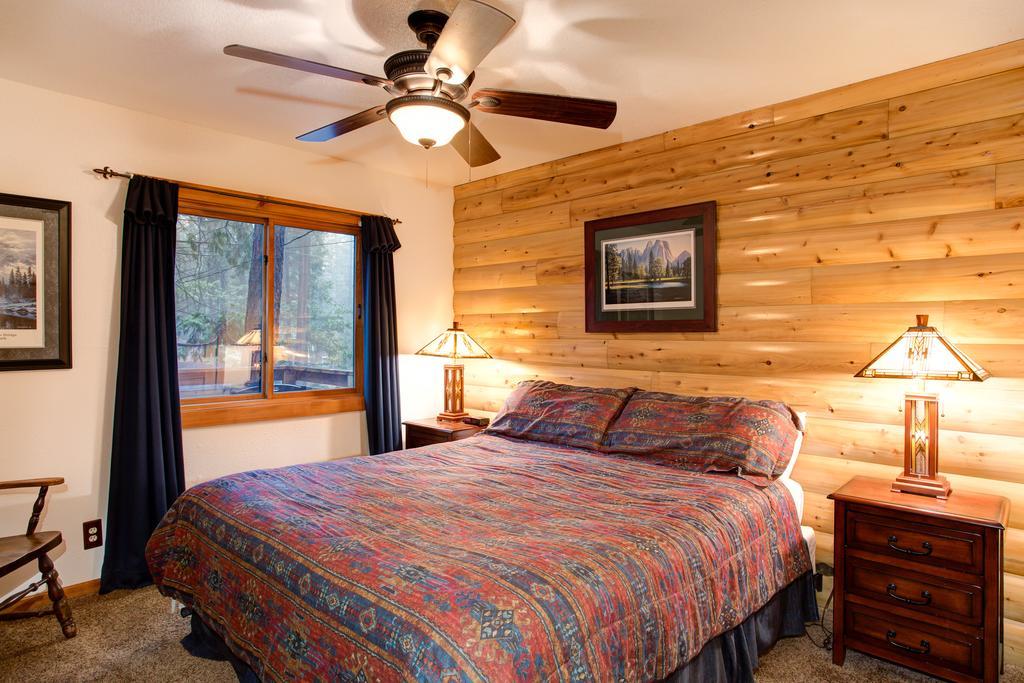 2N Big Pine Lodge Wawona Exterior photo